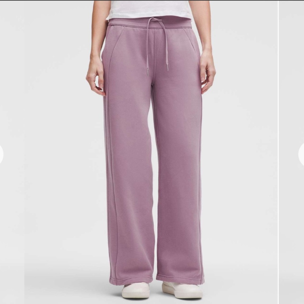Lululemon Scuba Mid-Rise Wide-Leg Pant *Regular (Lavender Lux, Size M)